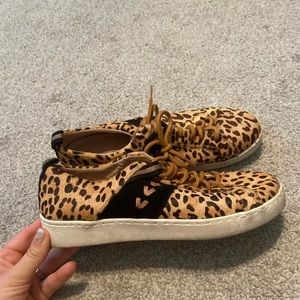 Jack Rogers Ainsley Animal Print Sneakers‎ 8.5